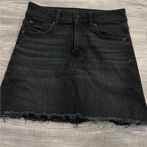 American Eagle Black Jean Skirt-size 2